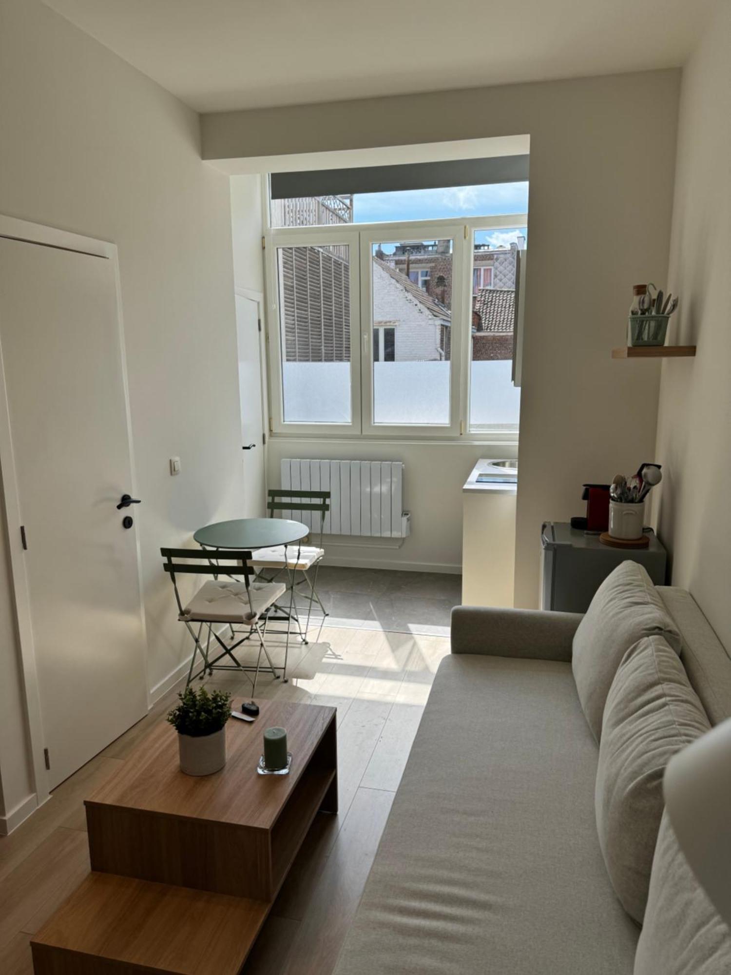 Superbe Appartement Une Chambre Bryssel Exteriör bild